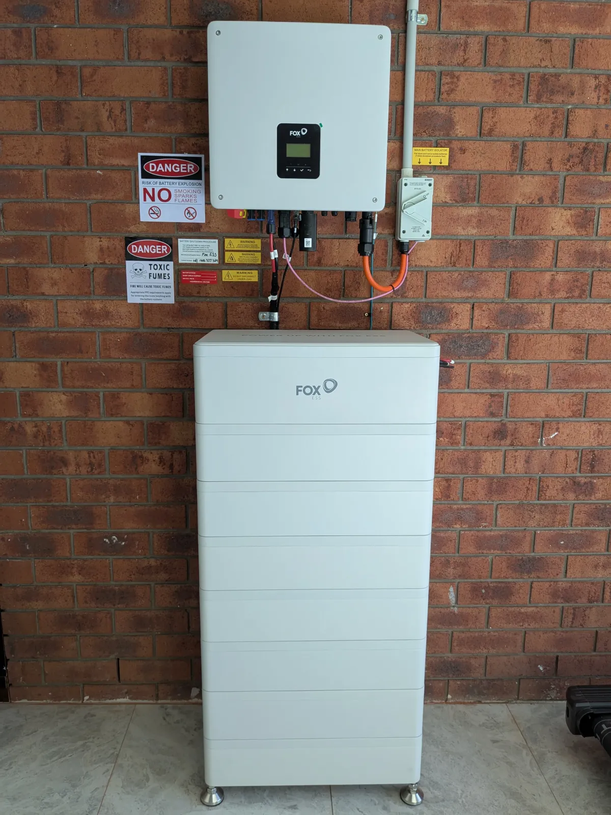 Fox ESS battery and inverter