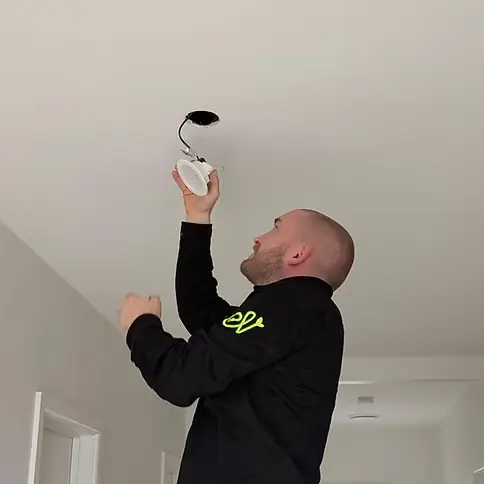 Downlight installation